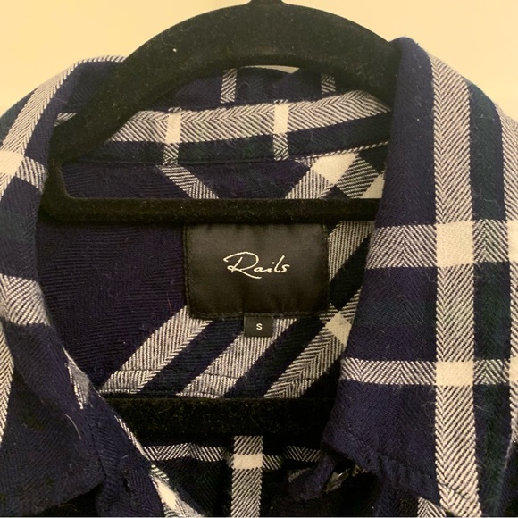 Rails Hunter Plaid Button Up Shirt - Picture 4 of 4